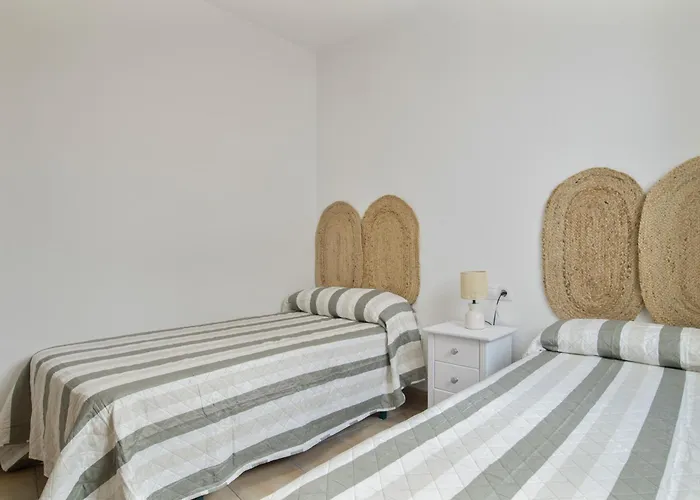 Апартаменты Perez Zara 4 Кониль-де-ла-Фронтера